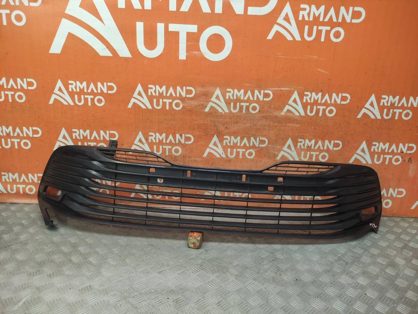 Решетка бампера Toyota Camry 2017-2021 8 XV70