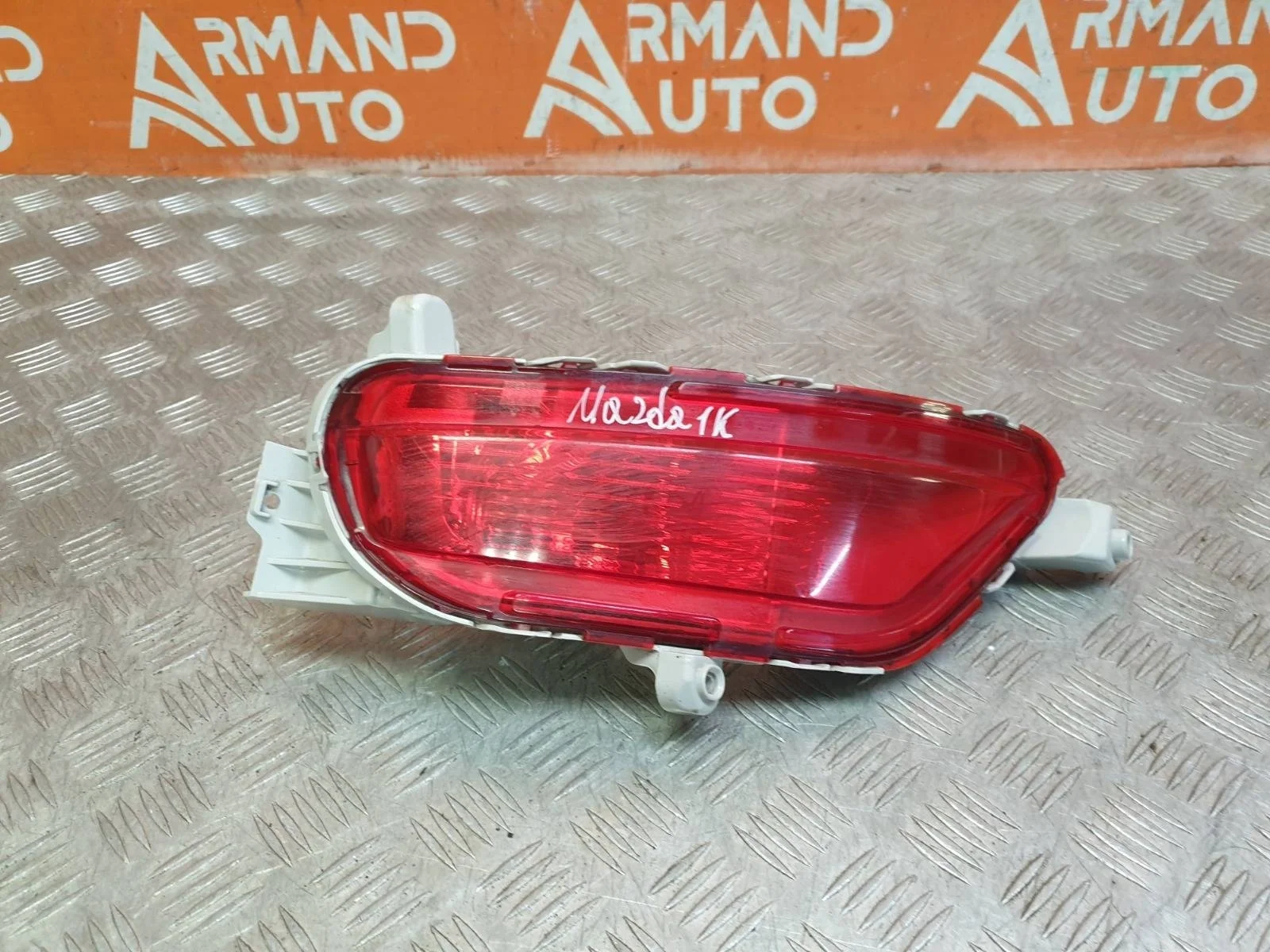 Фонарь противотуманный Mazda CX-5 2017-нв