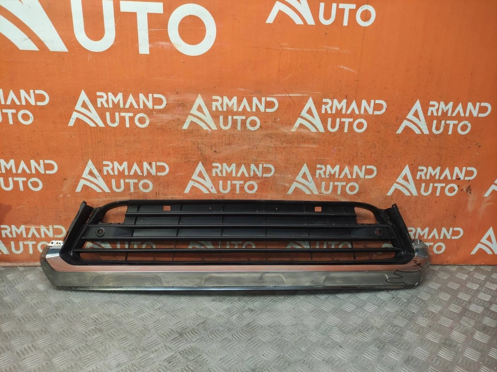 Решетка бампера нижняя Lexus RX 2015-2019 4