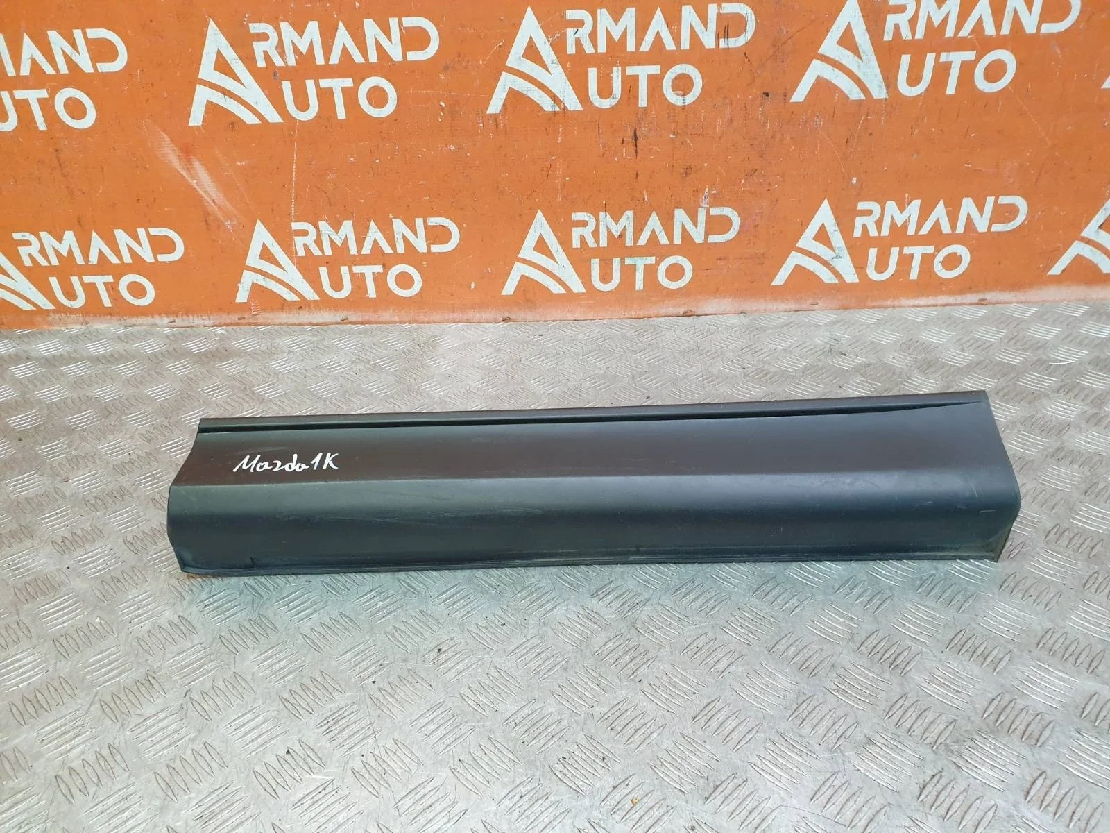 Молдинг двери Mazda CX-5 2017-нв