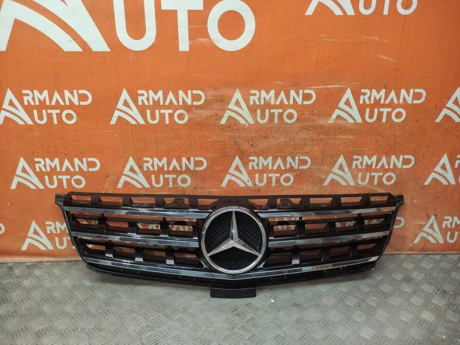Решетка радиатора Mercedes ML GLE-Class 2011-2015 W166