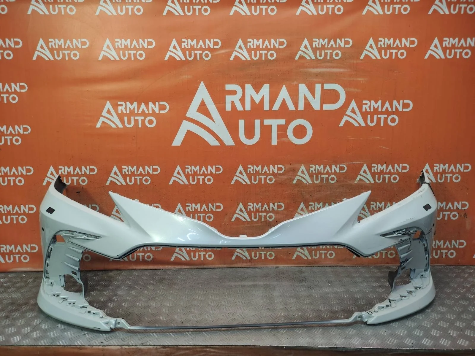 Бампер Toyota CAMRY 2020-нв 8 XV70