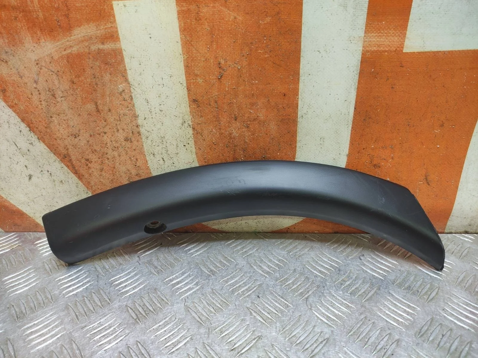 Расширитель бампера Mitsubishi Outlander 2014-2018 3