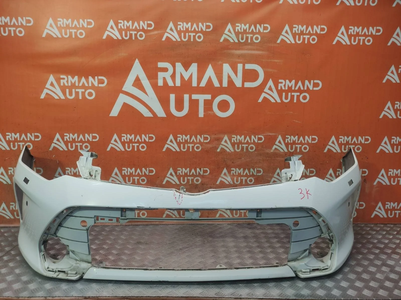 Бампер Toyota Camry 2014-2018 7 XV50