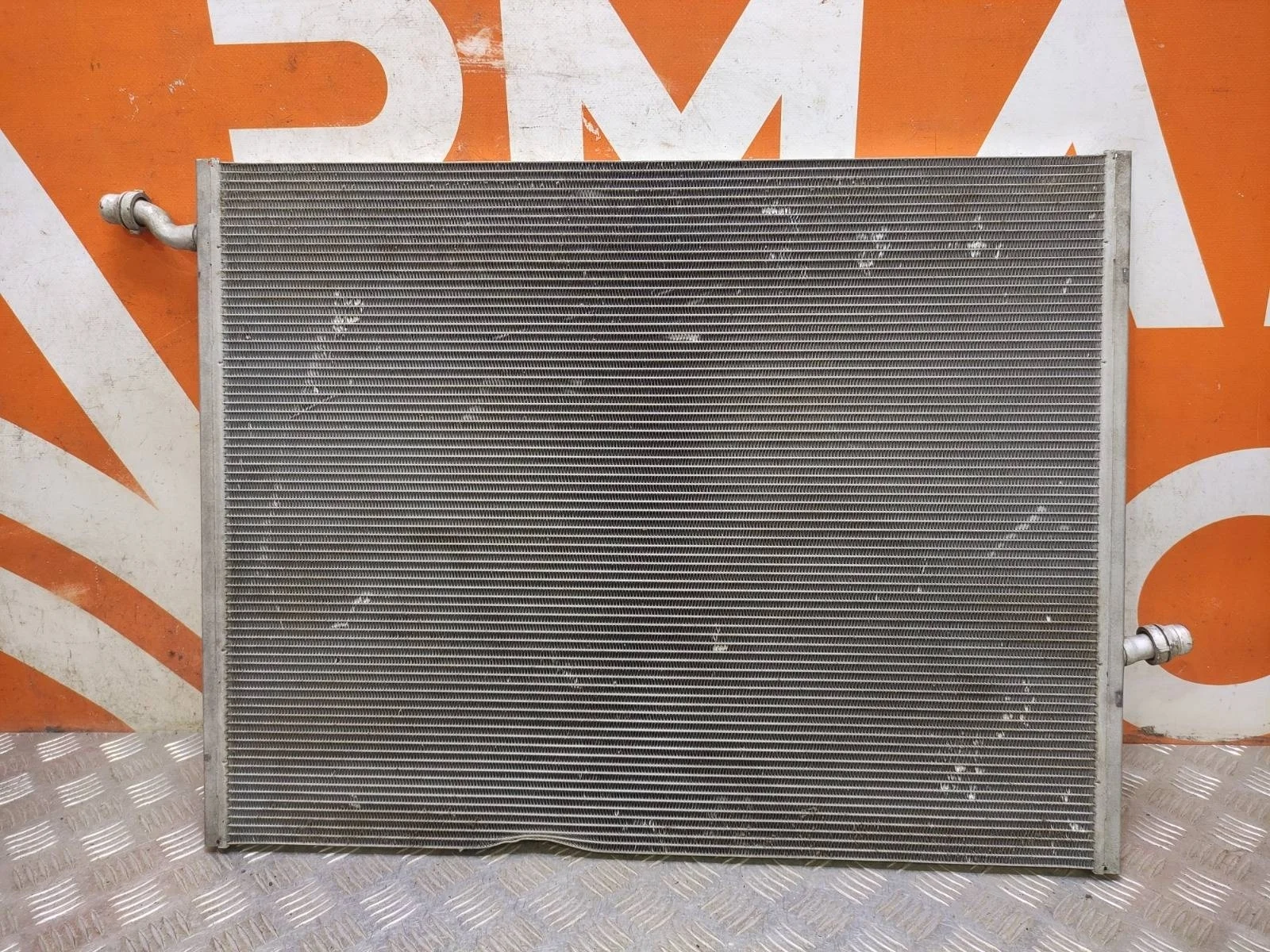 Радиатор двс дополнительный Mercedes -Class 2016-нв W213, S213, C238