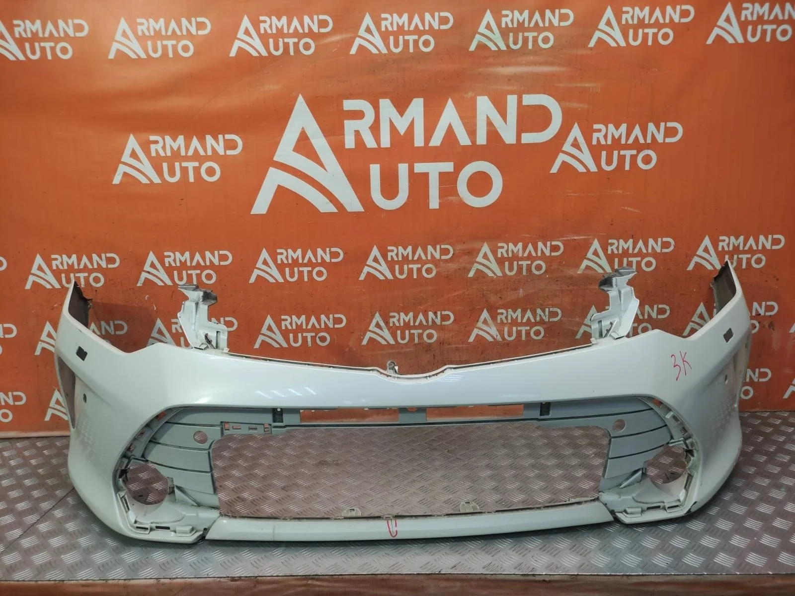 Бампер Toyota Camry 2014-2018 7 XV50