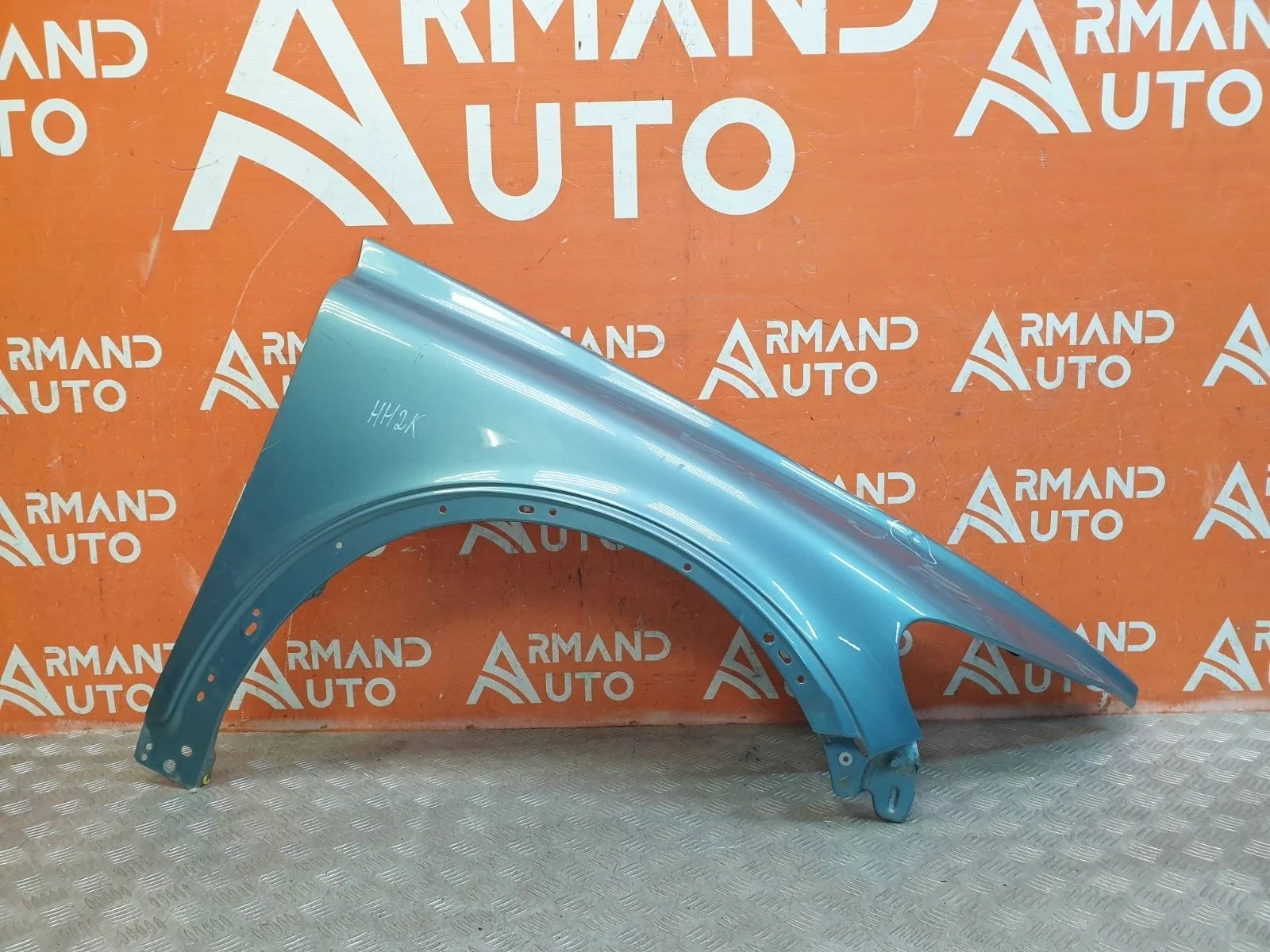 Крыло Volvo C30 2006-2010