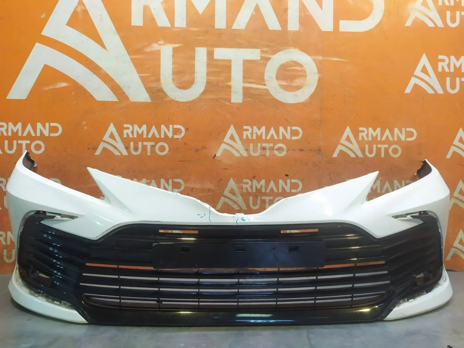 Бампер TOYOTA Camry 2020-нв 8 XV70