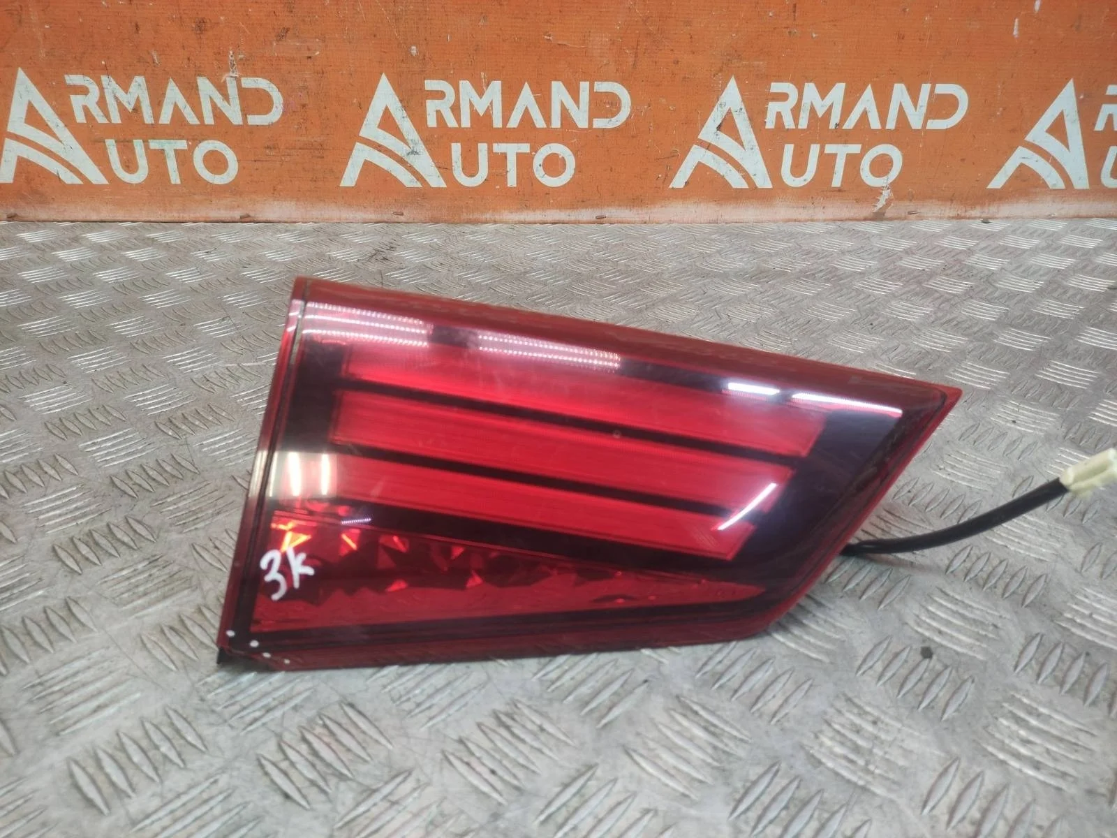 Фонарь внутренний Mitsubishi Outlander 2015-нв 3