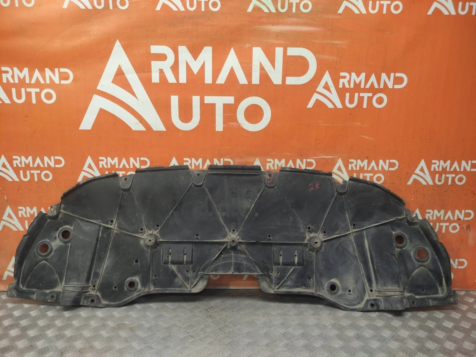 Пыльник бампера TOYOTA Camry 2017-2021 8 XV70