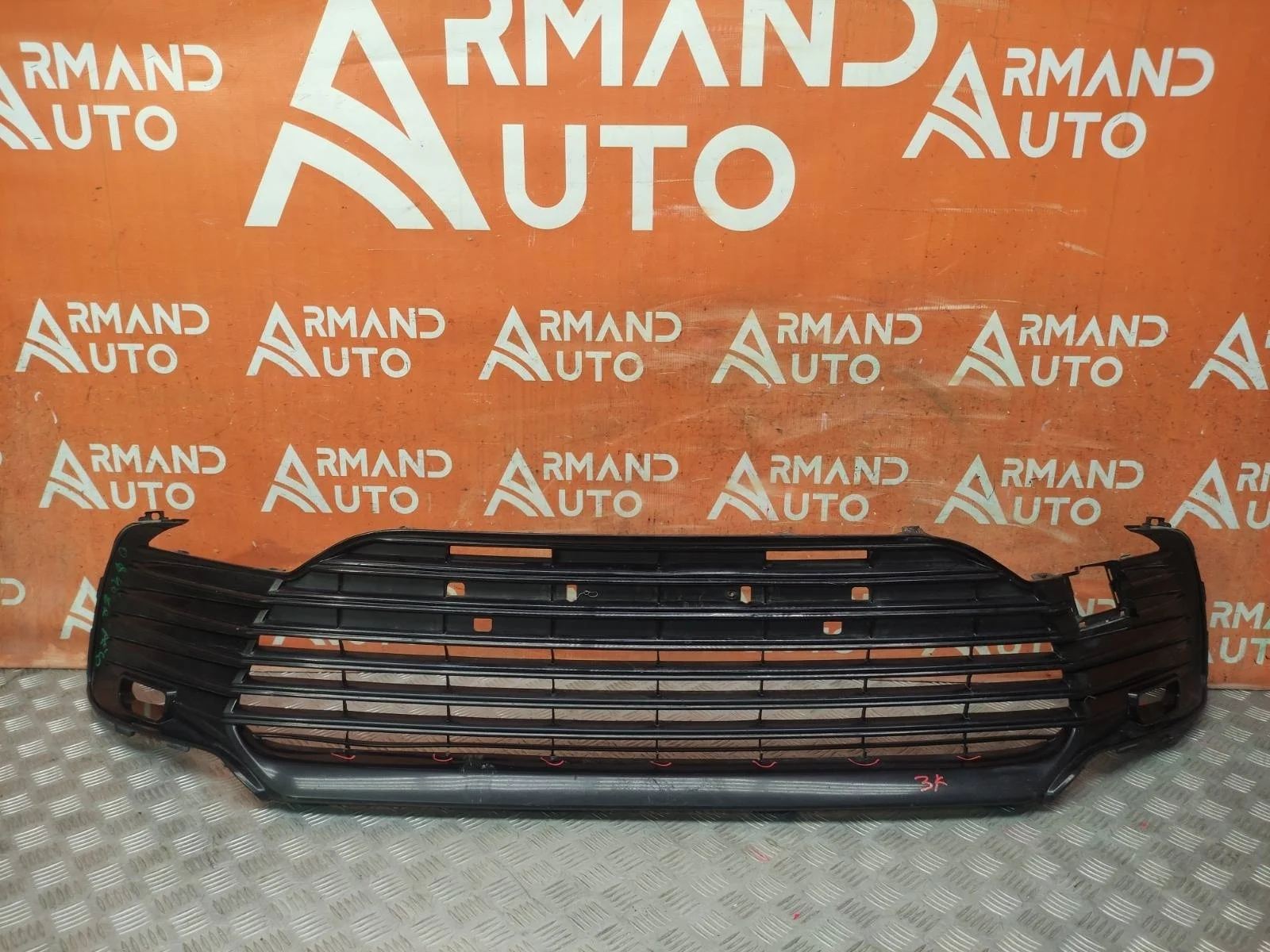 Решетка бампера TOYOTA Camry 2020-нв 8 XV70