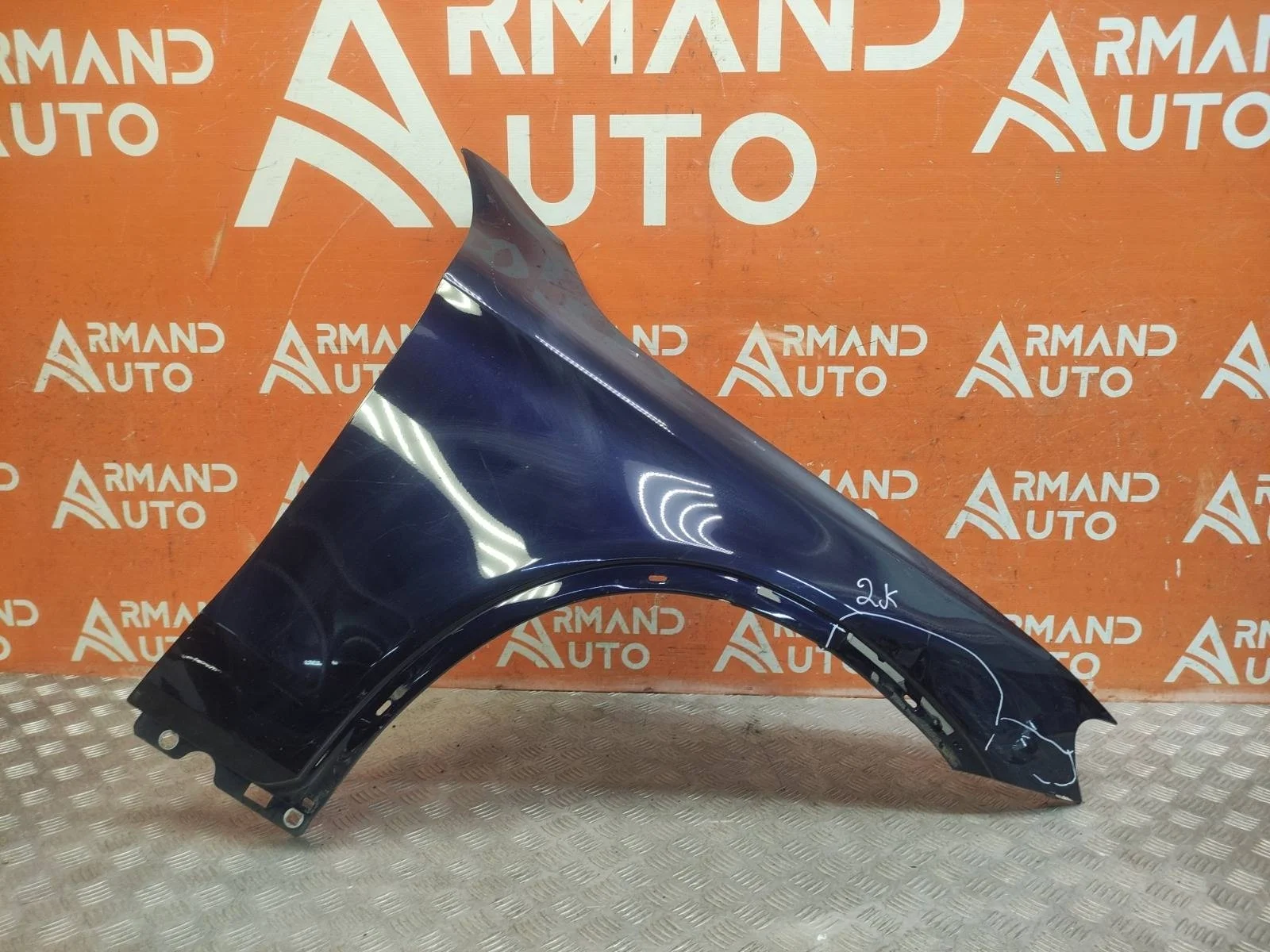 Крыло Mercedes GLC-Class 2015-нв X253