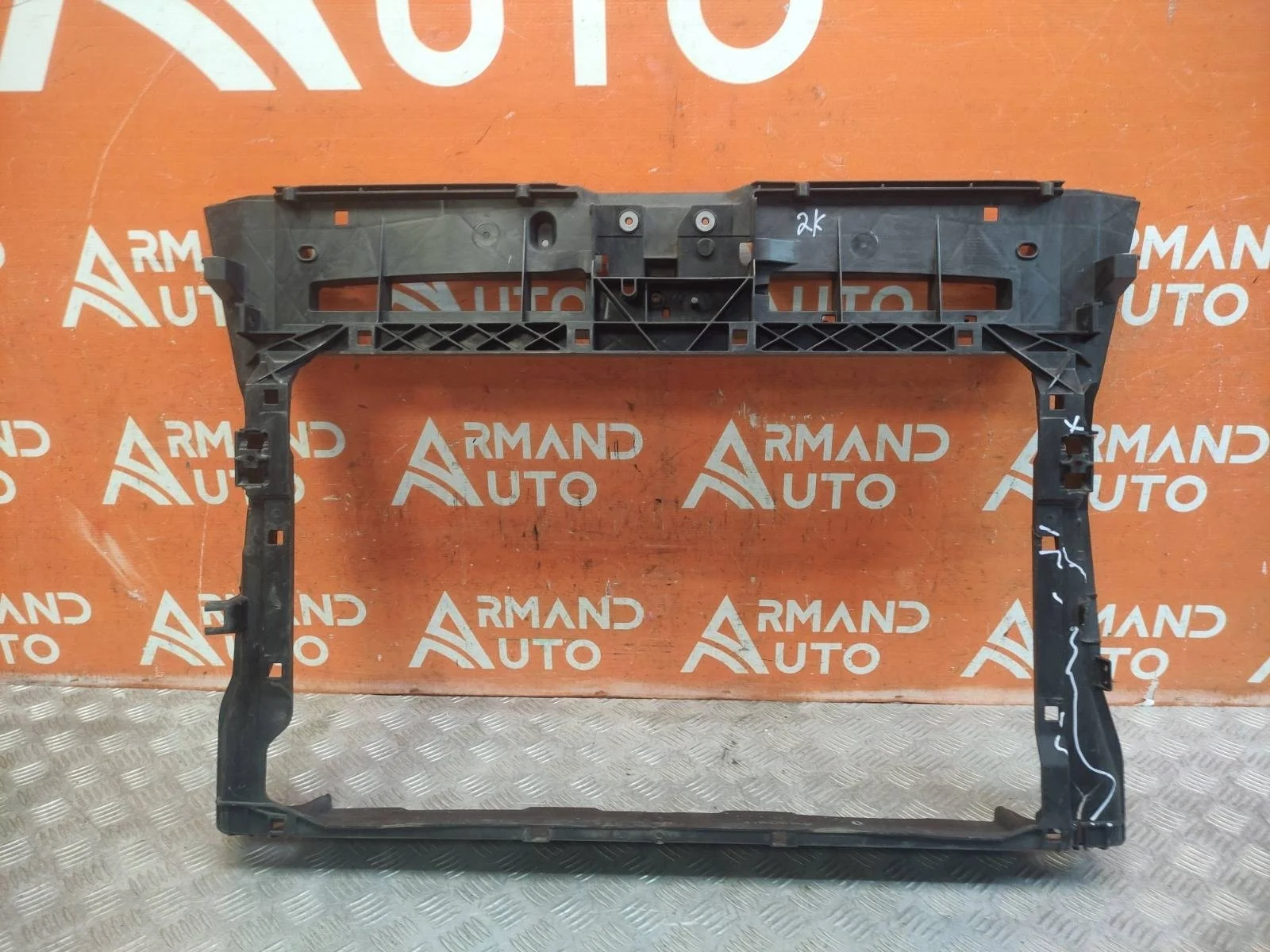 Панель передняя (суппорт радиатора) Skoda Karoq 2017-нв