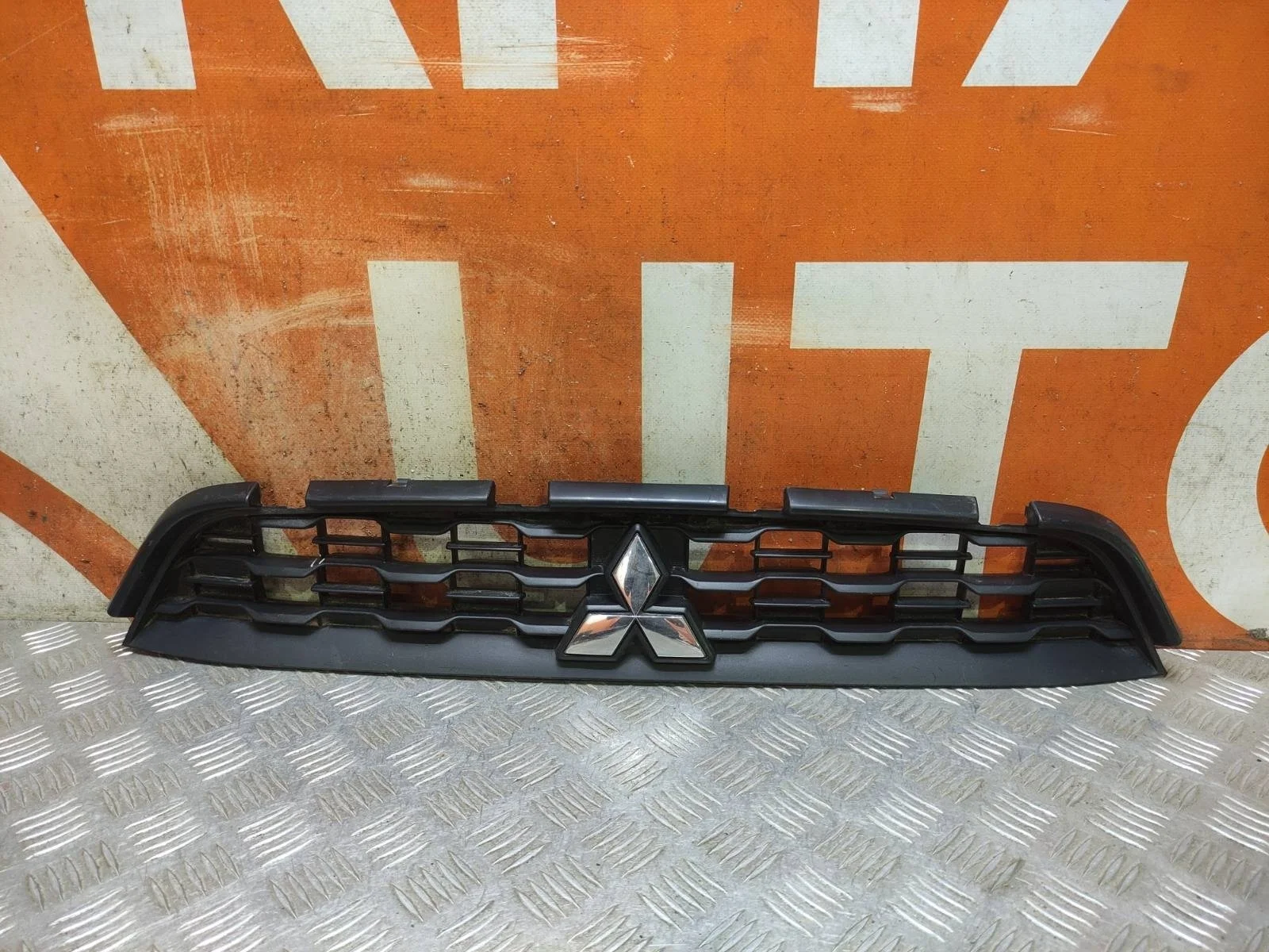 Решетка радиатора Mitsubishi ASX 2012-2016 GA0