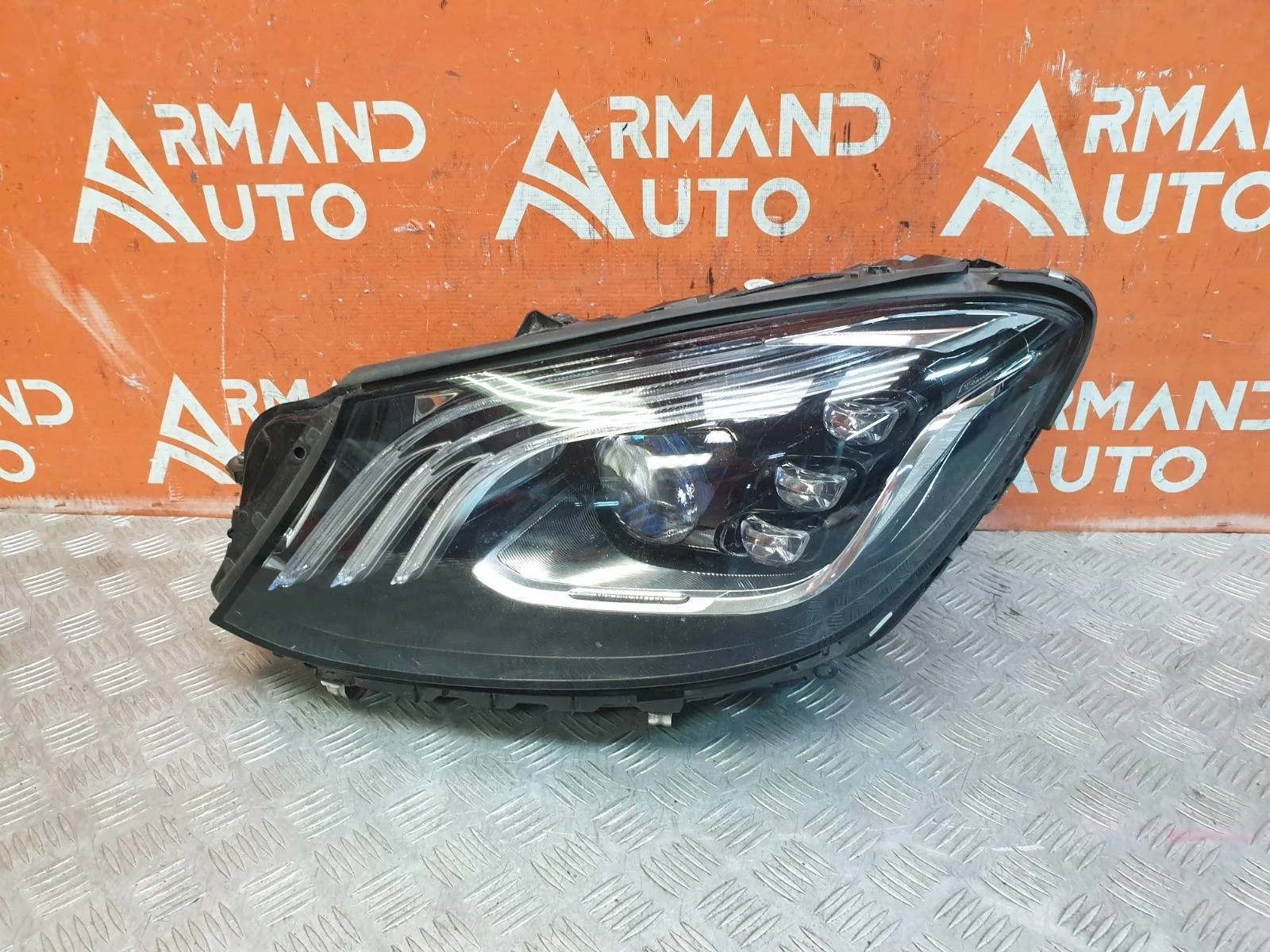 Фара Mercedes -Class 2017-2020 W222