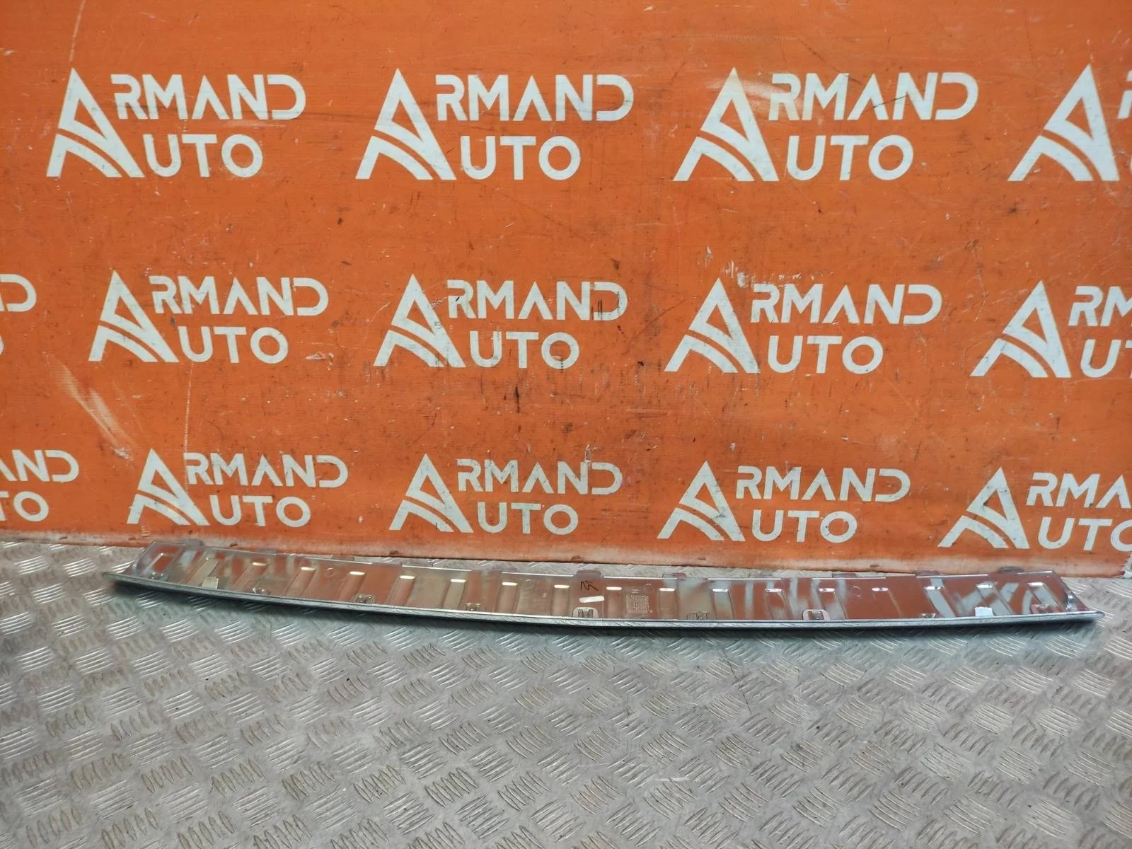 Накладка бампера верхняя Mercedes GL GLS-Class 2012-2019 X166