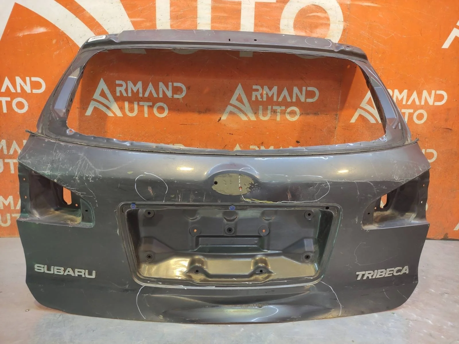 Дверь багажника Subaru Tribeca 2007-2014 W10