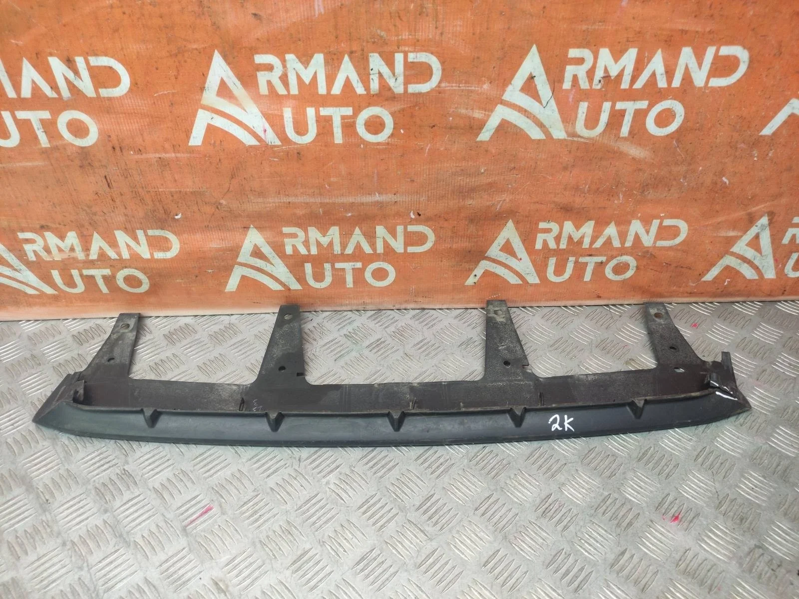 Накладка бампера LEXUS NX 2017-2021