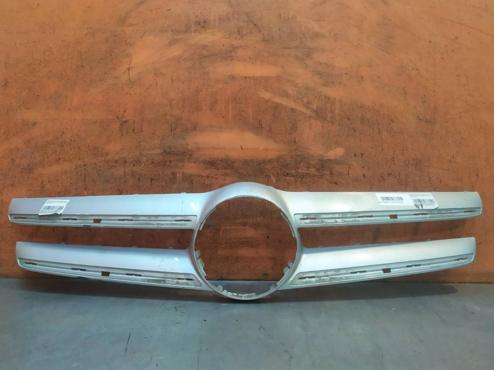 Накладка решетки радиатора Mercedes GLA-Class 2013-2017 X156