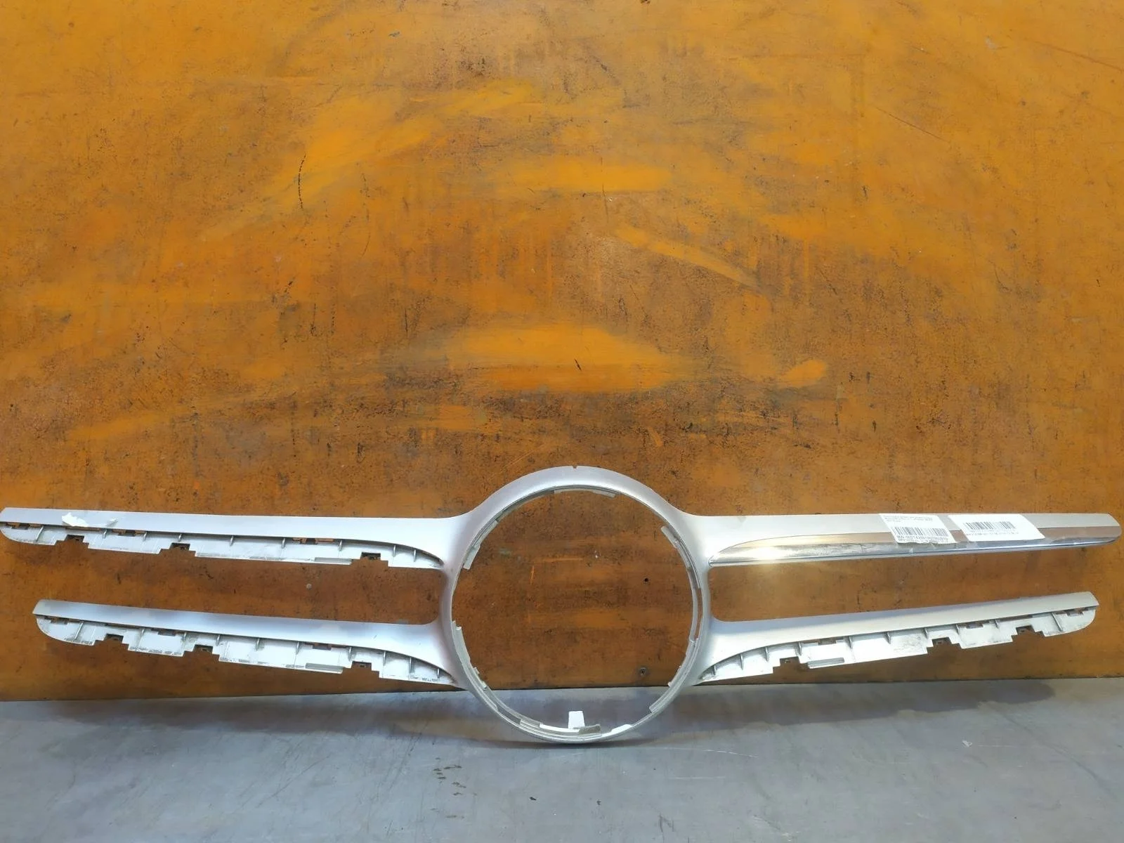 Накладка решетки радиатора Mercedes -Class 2014-2018 W205