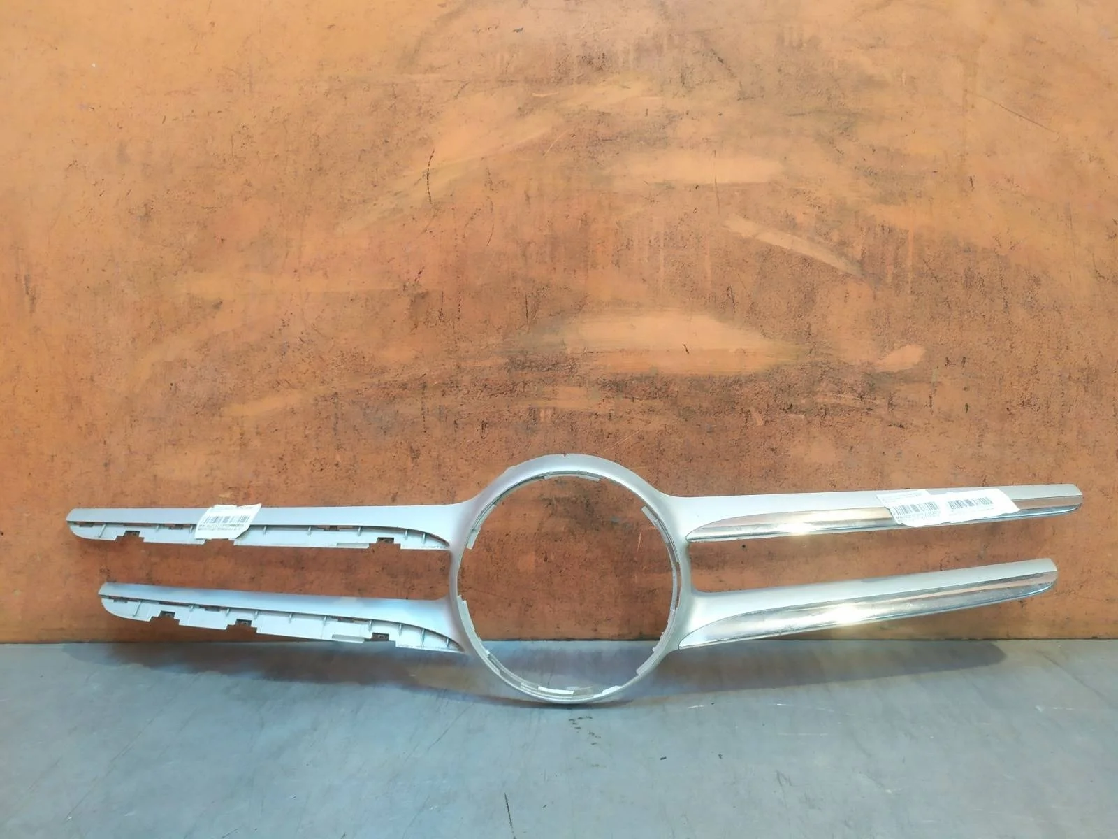 Накладка решетки радиатора Mercedes -Class 2014-2018 W205