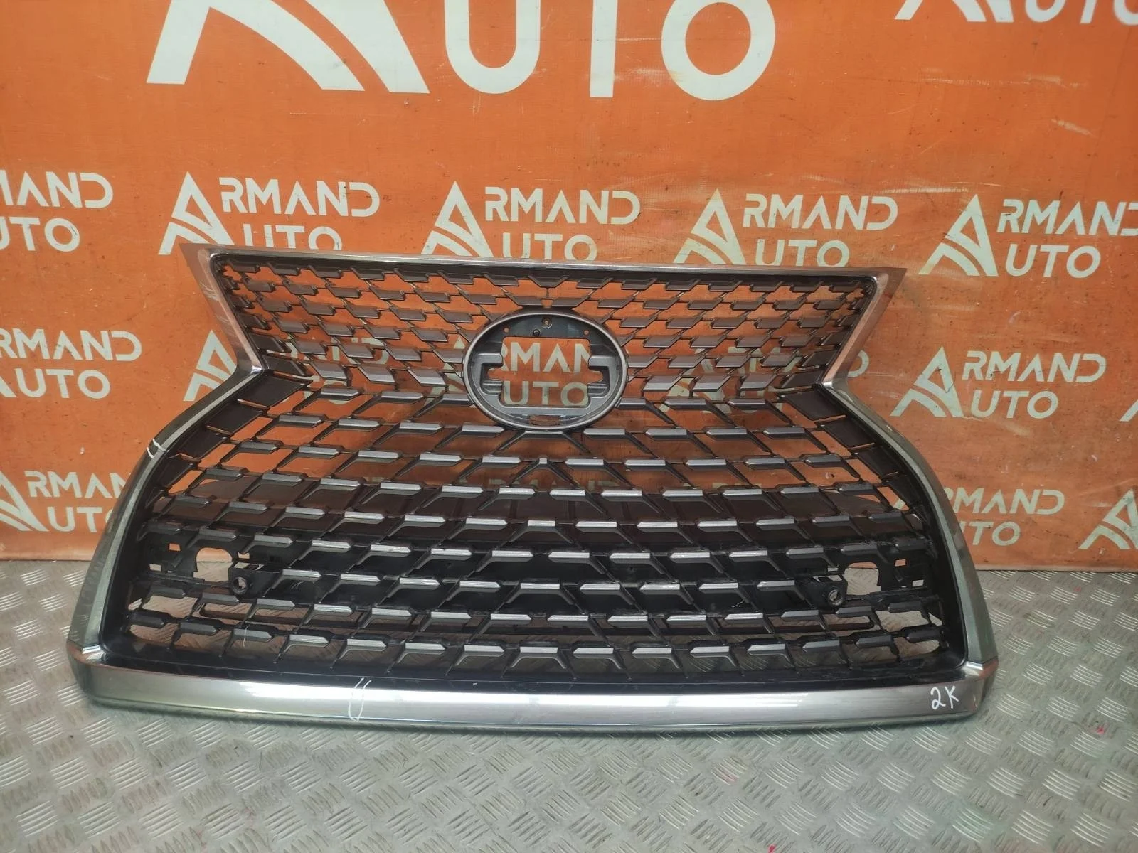 Решетка радиатора Lexus RX 2019-нв 4