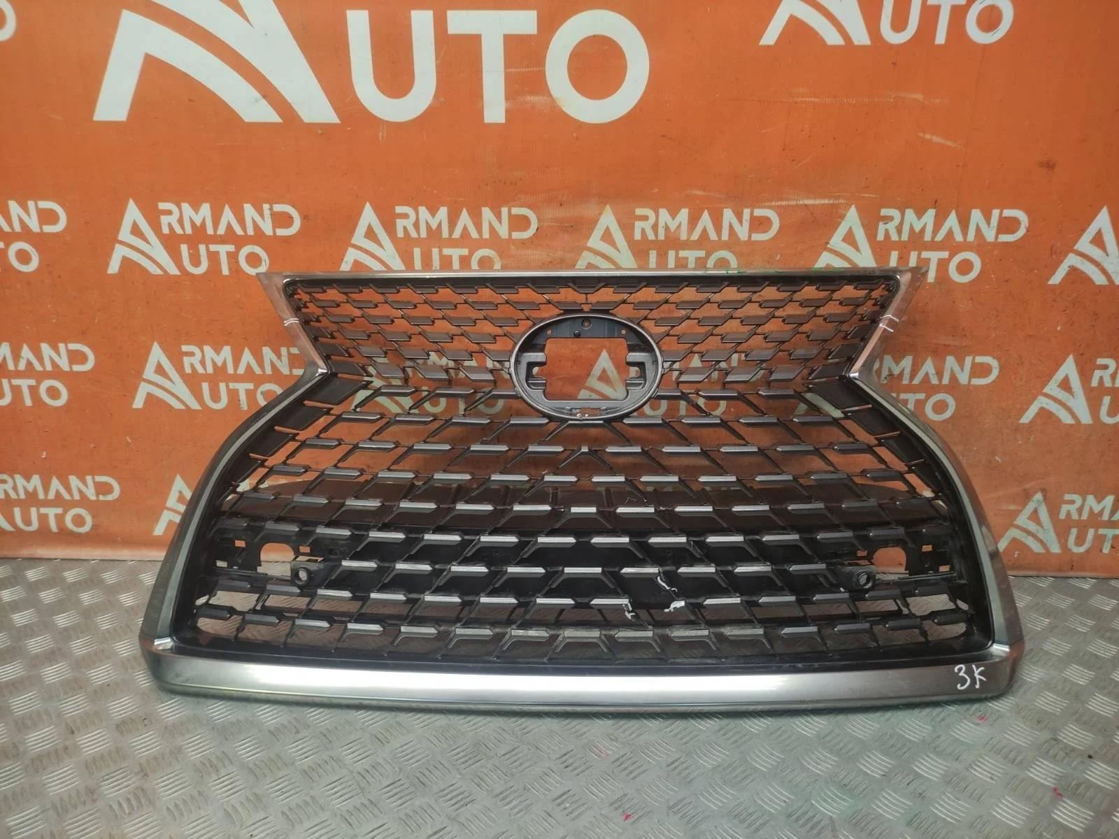 Решетка радиатора Lexus RX 2019-нв 4