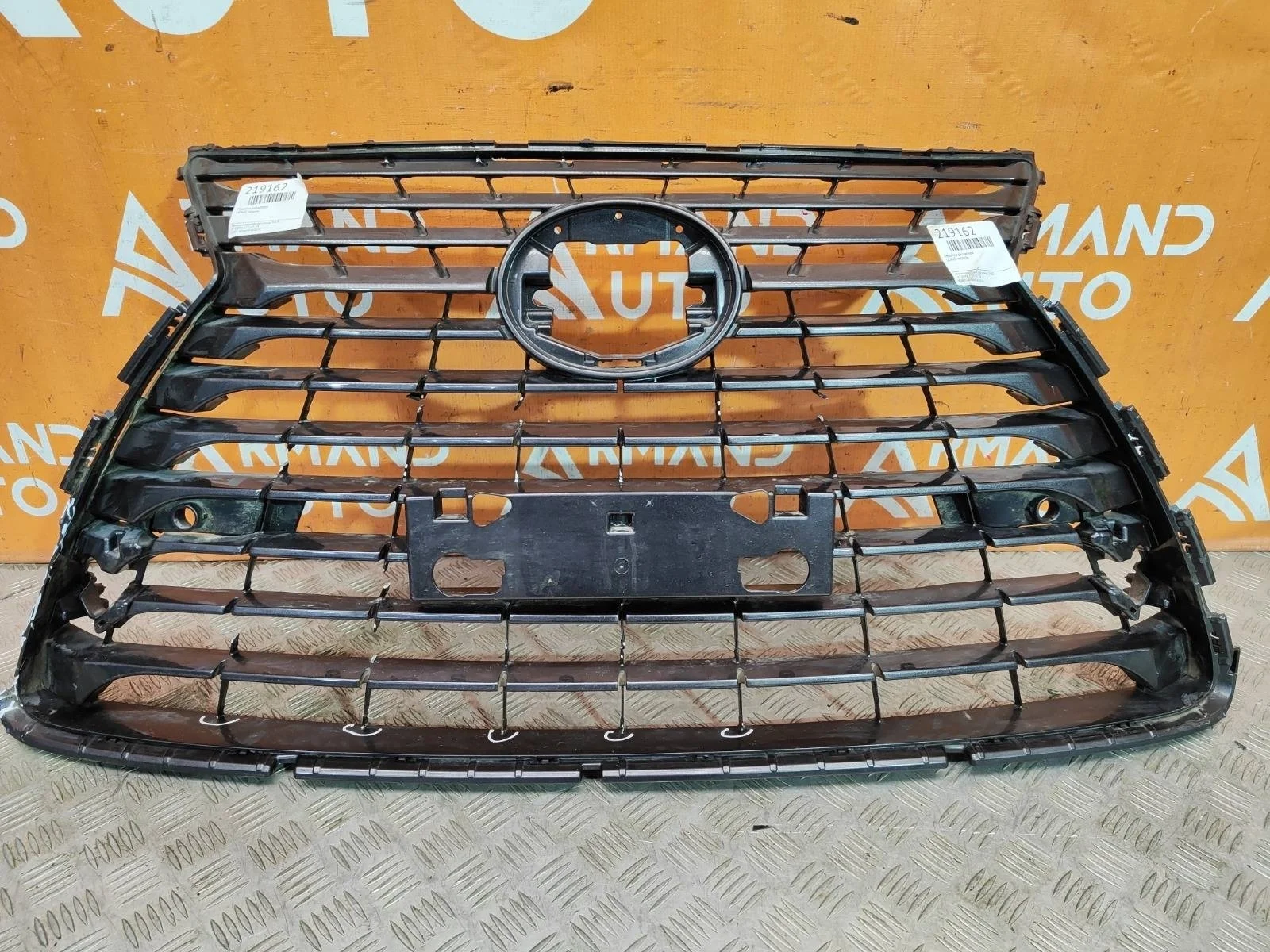 Решетка радиатора Lexus NX 2017-2021