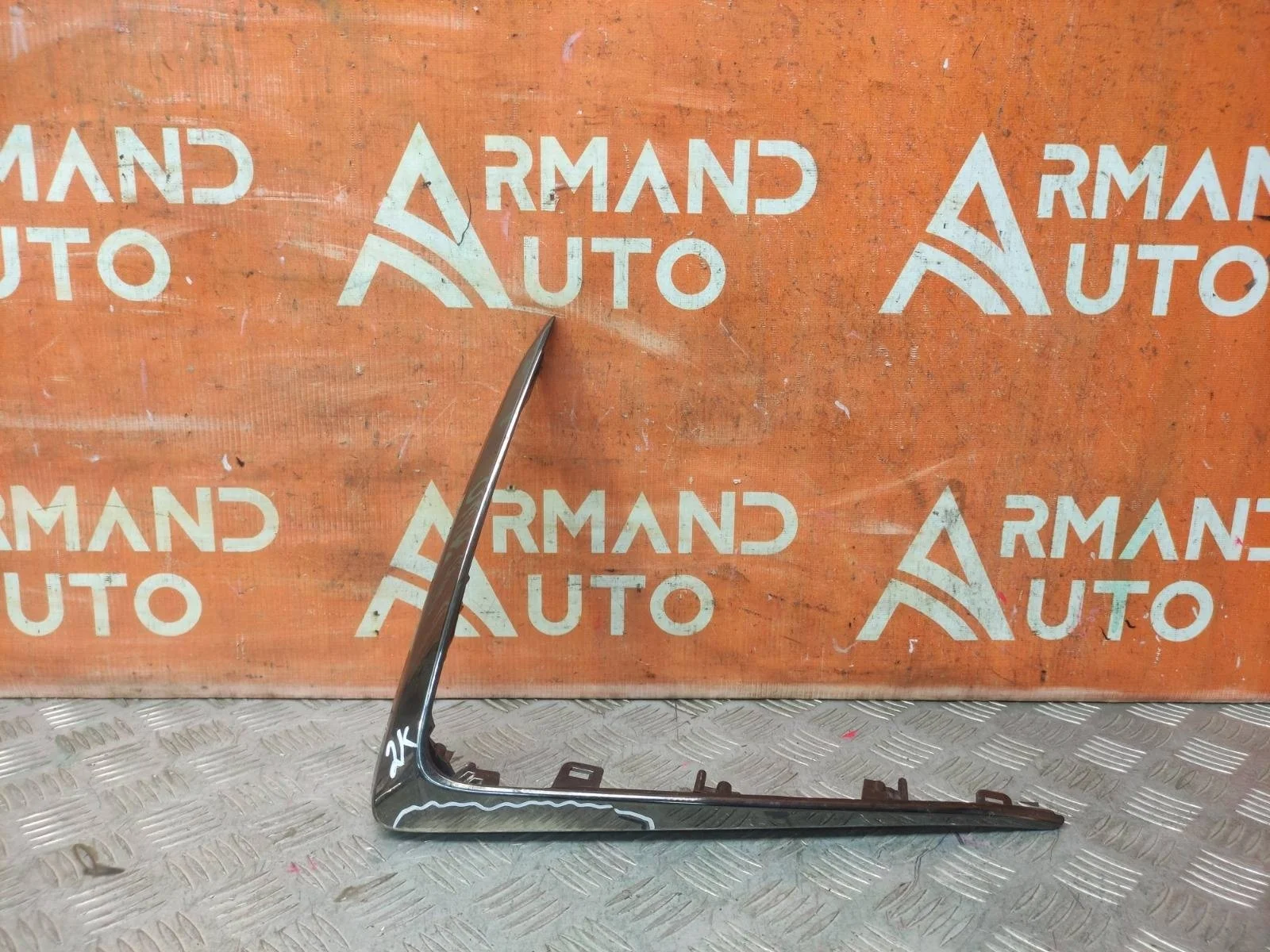 Накладка решетки радиатора Lexus ES 2018-нв 7