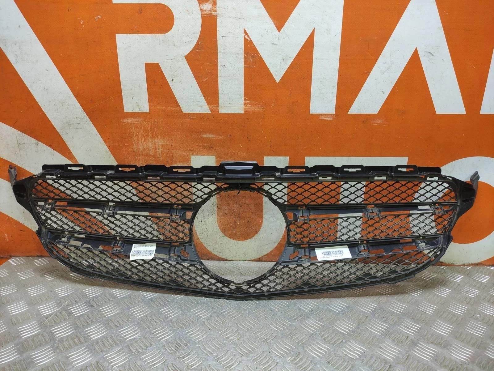 Решетка радиатора Mercedes -Class 2014-2021 W205