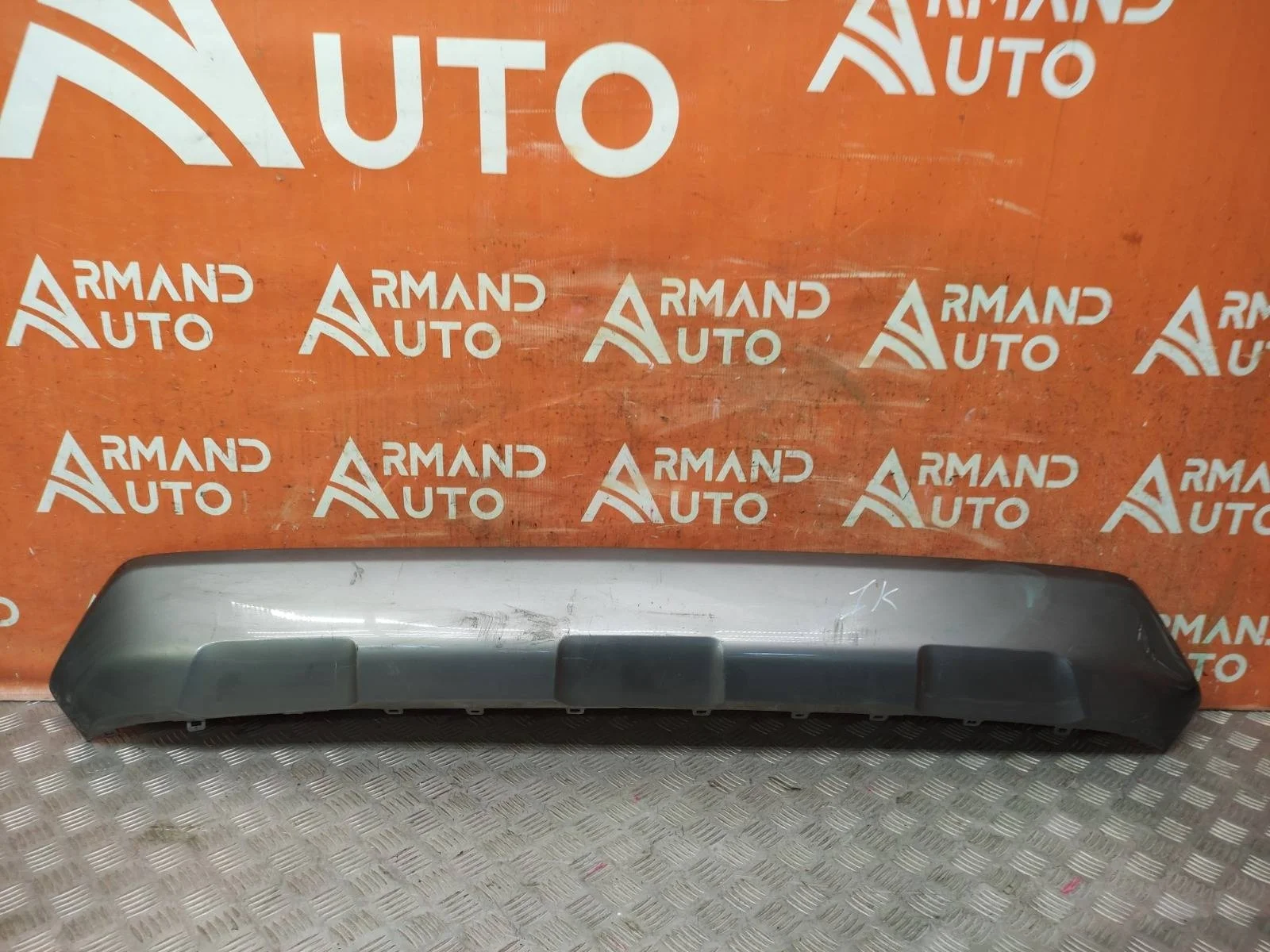 Накладка бампера Toyota RAV4 2018-нв 5 XA50