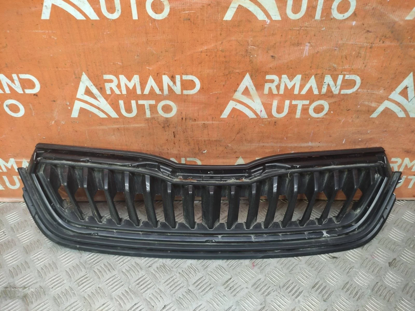 Решетка радиатора Skoda Rapid 2020-нв