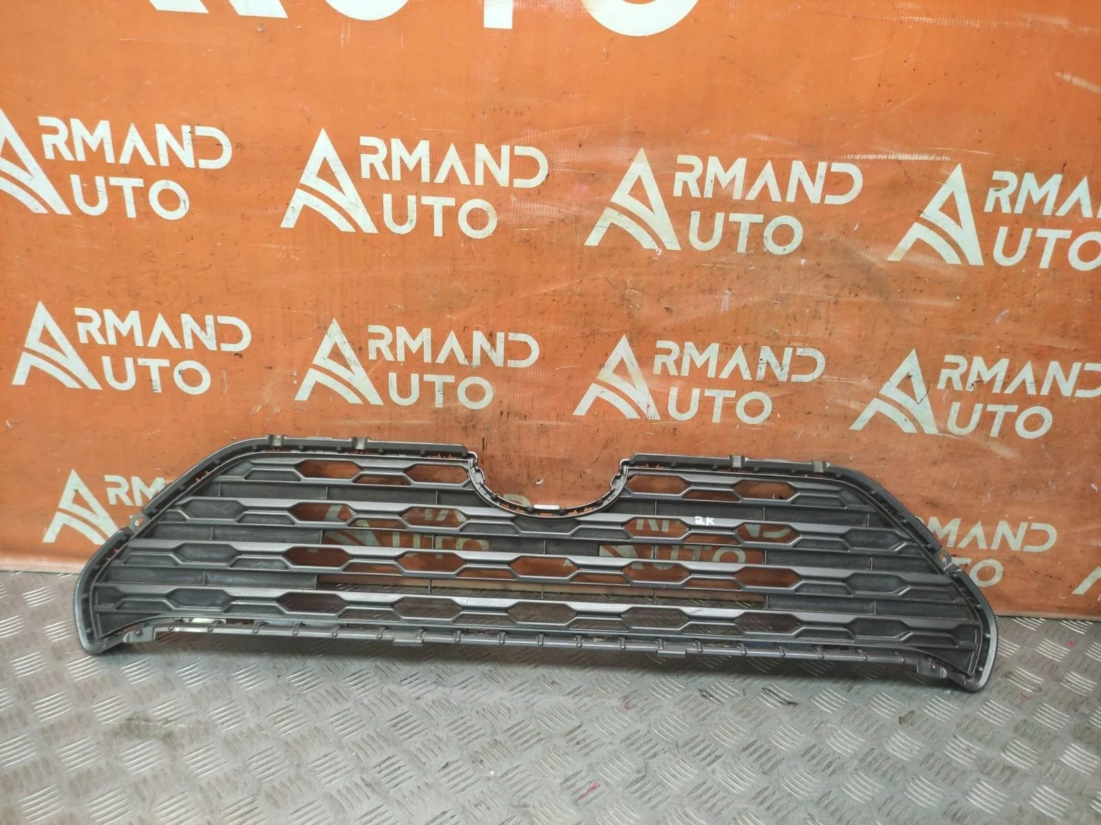 Решетка радиатора Toyota RAV4 2018-нв 5 XA50