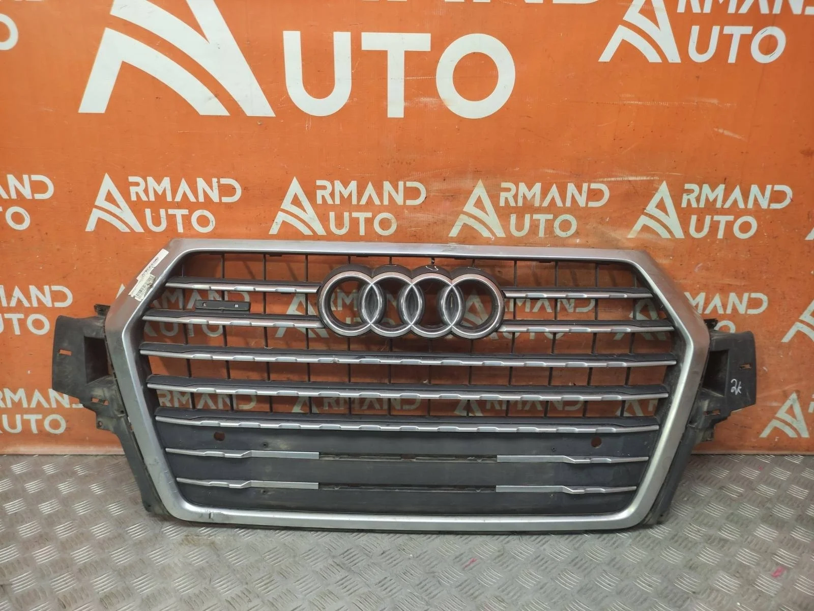 Решетка радиатора Audi Q7 2015-2020 4M