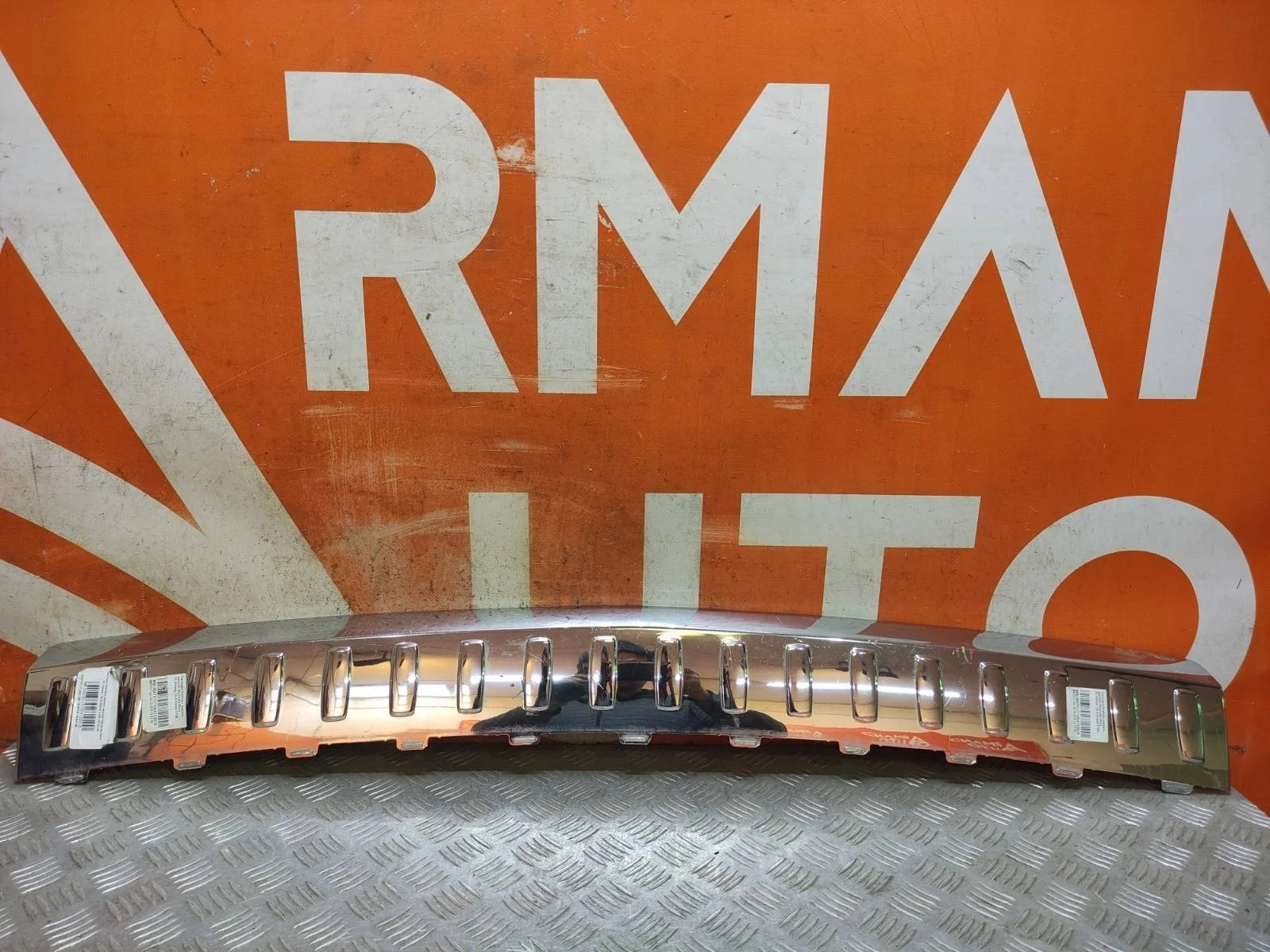 Накладка бампера верхняя Mercedes GL GLS-Class 2012-2019 X166