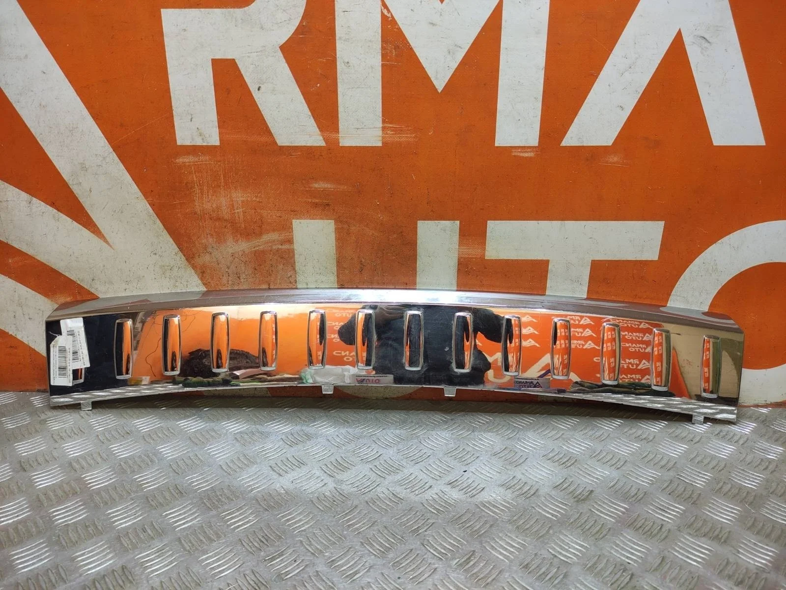 Накладка бампера верхняя Mercedes ML GLE-Class 2011-2015 W166