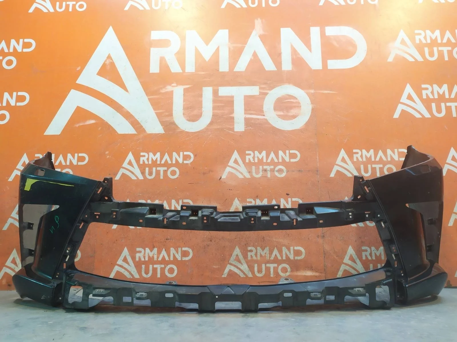 Бампер LEXUS LX 2015-2023 URJ200