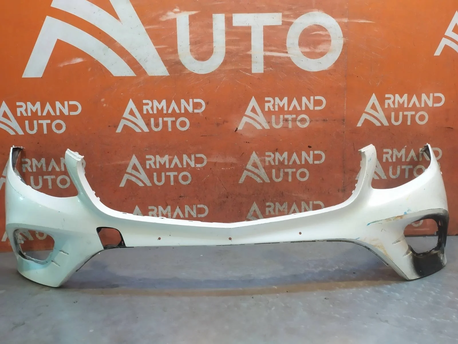 Бампер Mercedes GLC-Class 2015-2019 X253