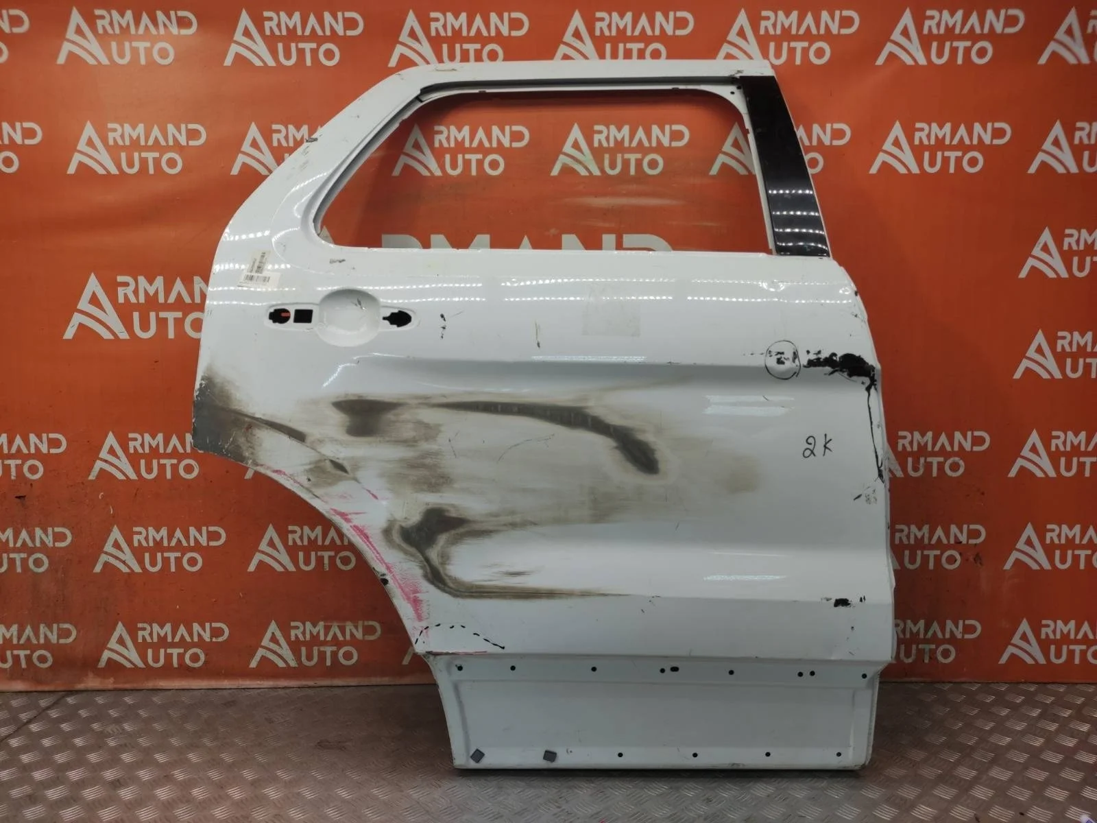 Дверь FORD Explorer 2010-2019 5 U502