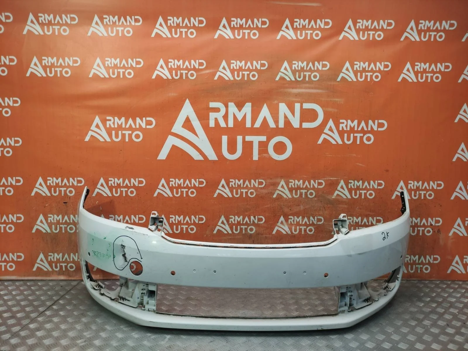 Бампер SKODA Rapid 2014-2020