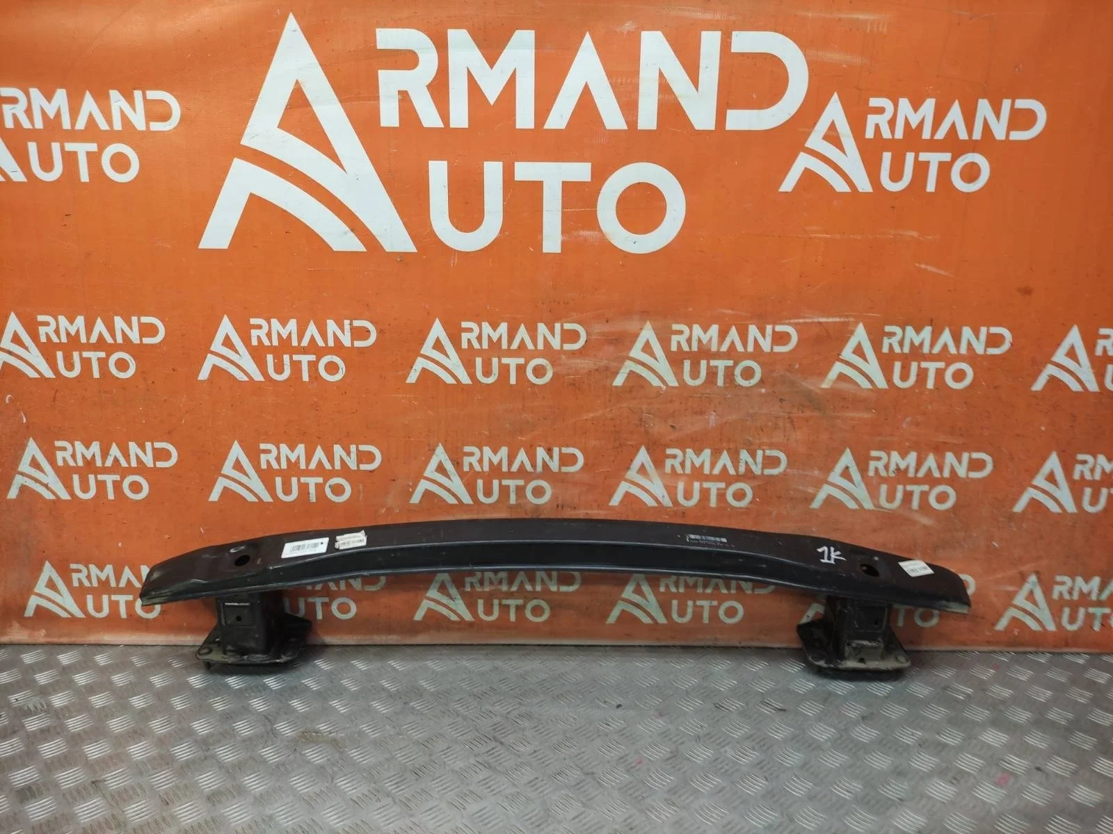 Усилитель бампера Mercedes GLK-Class 2008-2015 X204