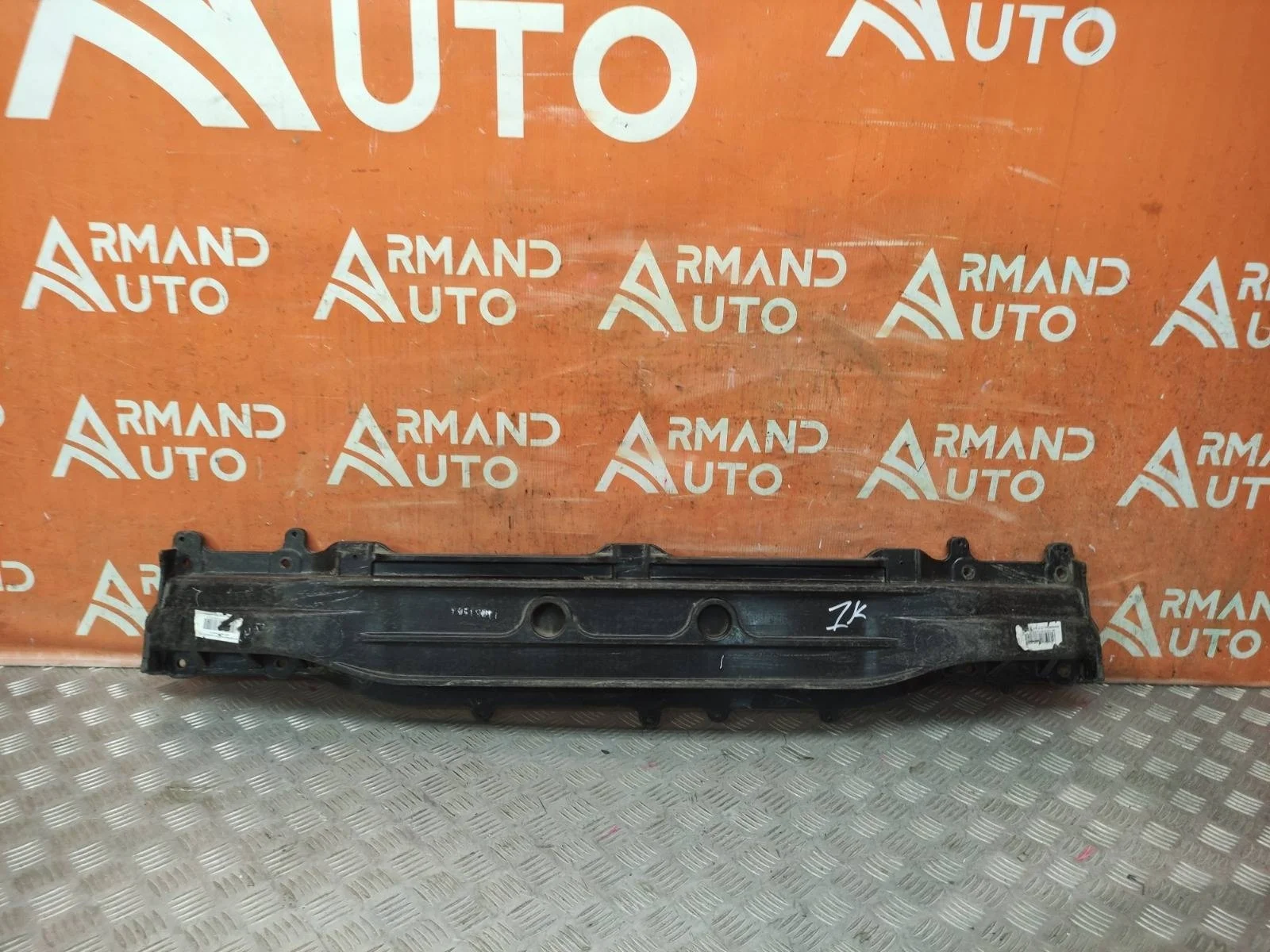 Усилитель бампера Hyundai I30 2011-2017 GD