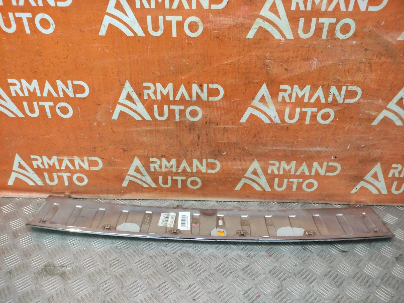 Накладка бампера верхняя Mercedes ML GLE-Class 2011-2015 W166