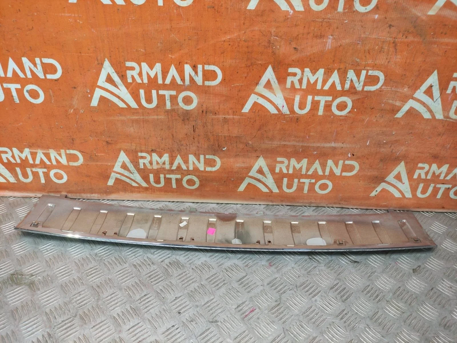 Накладка бампера верхняя Mercedes ML GLE-Class 2011-2015 W166