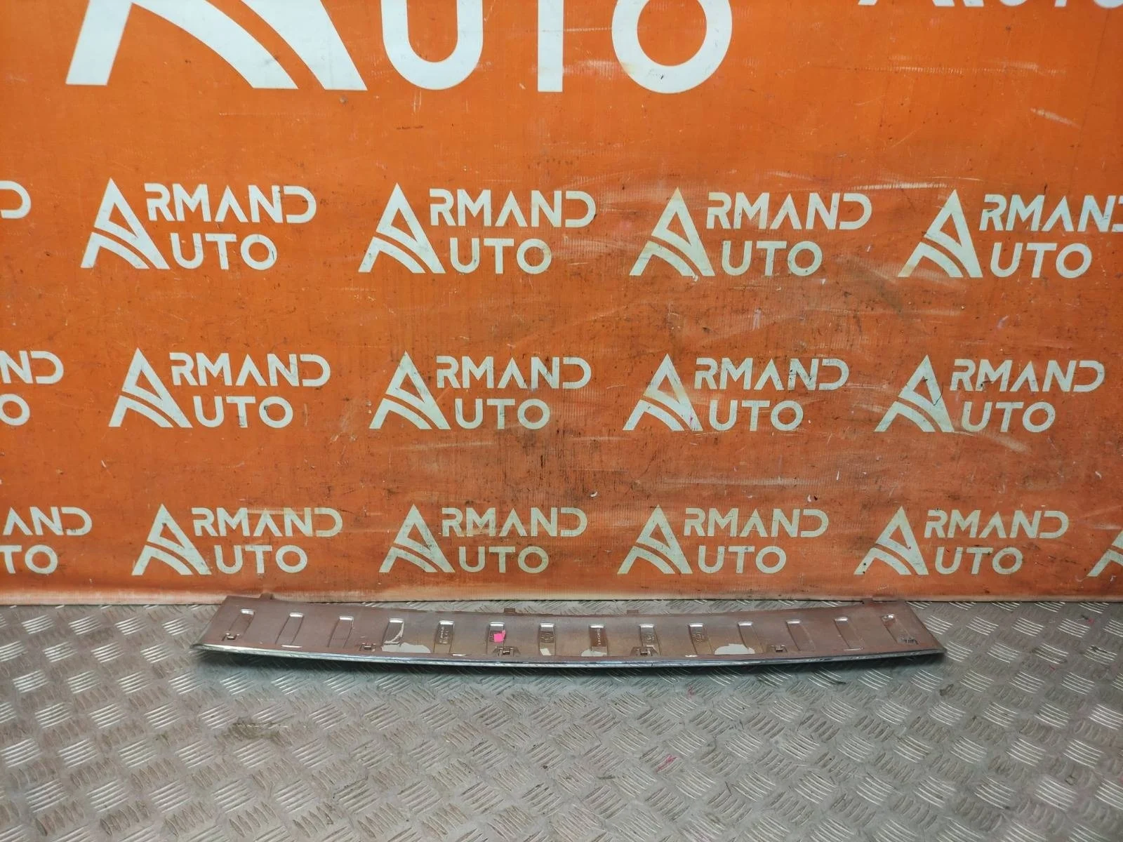 Накладка бампера верхняя Mercedes ML GLE-Class 2011-2015 W166