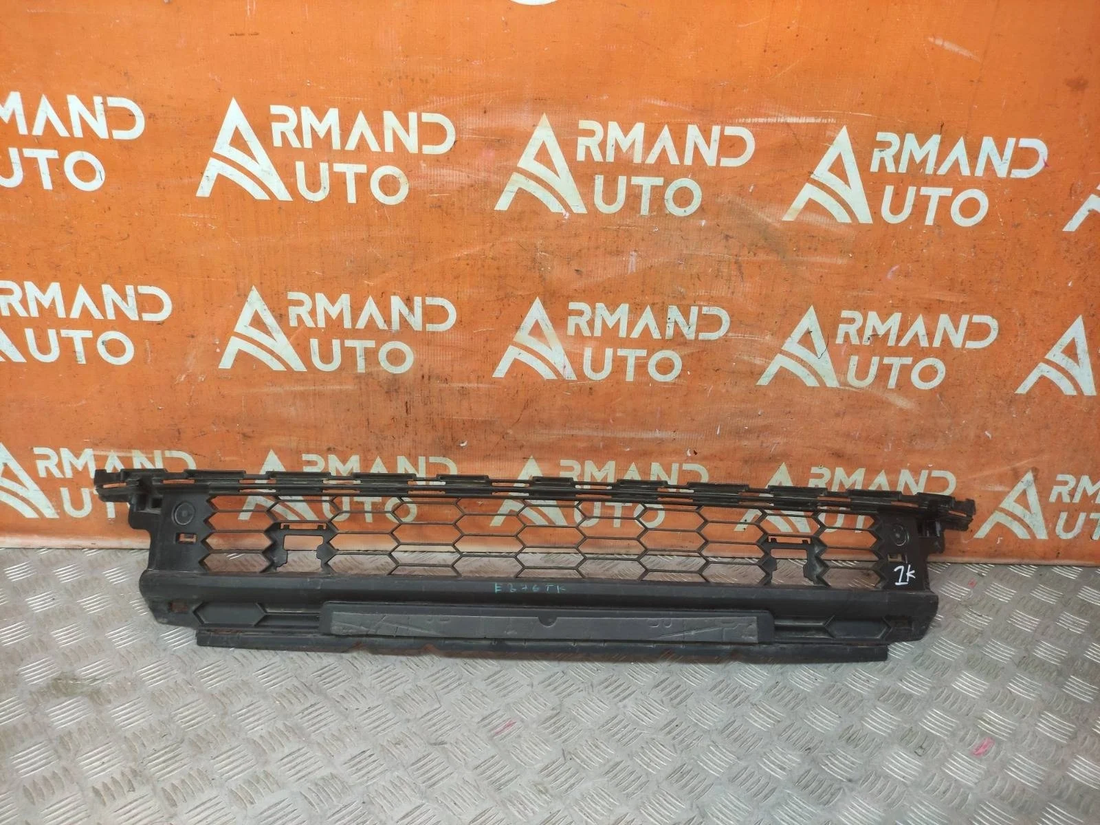 Решетка бампера SKODA Kodiaq 2016-нв