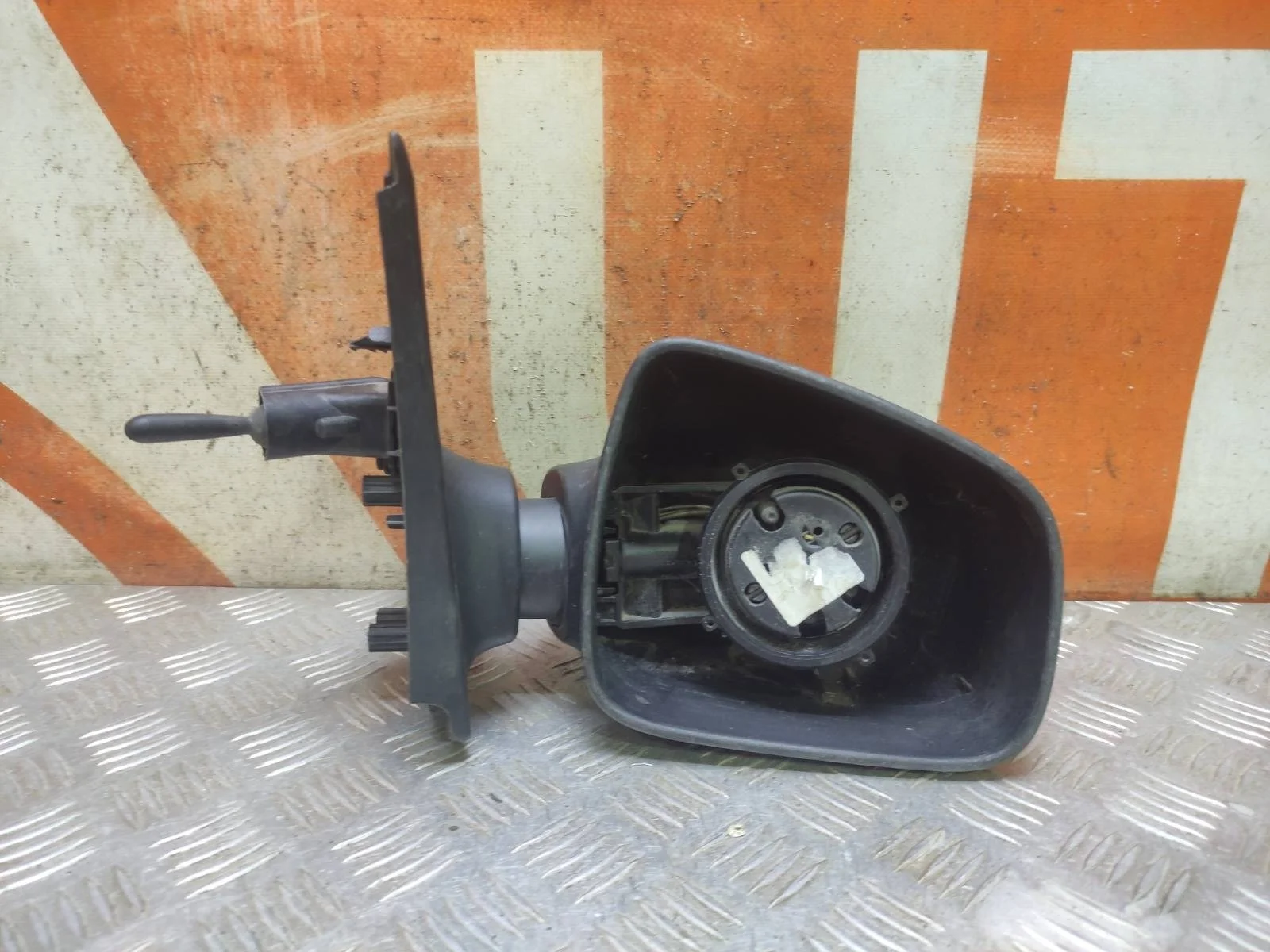 Зеркало RENAULT Logan 2012-2022