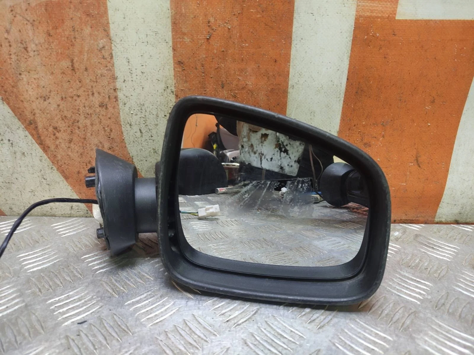 Зеркало RENAULT Logan 2004-2015