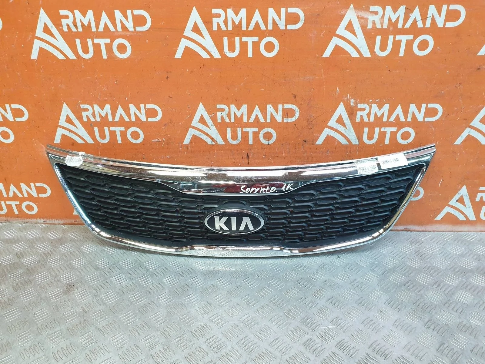 Решетка радиатора Kia Sorento 2012-2019 XM