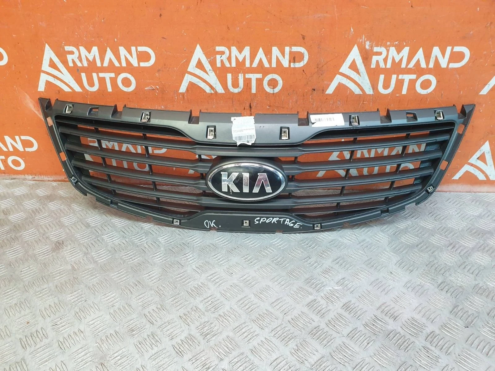 Решетка радиатора Kia Sportage 2010-2014 3 SL